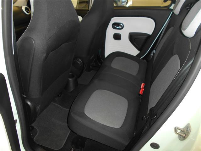 RENAULT Twingo III 2019 01243304_VO38043211