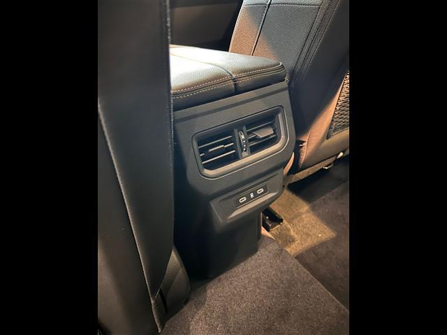 RENAULT Austral 00024636_VO38013404