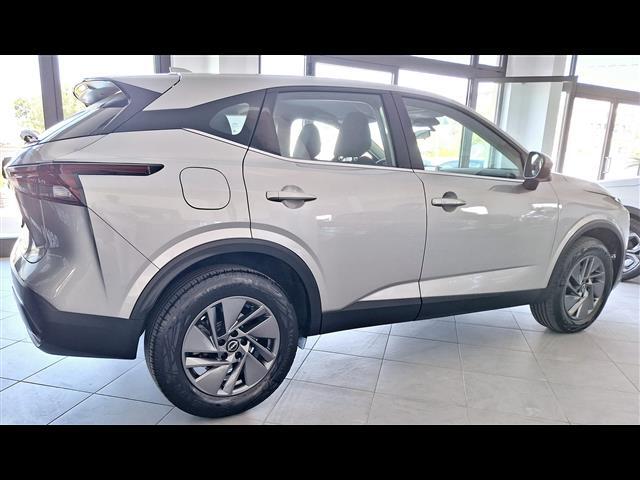 NISSAN Qashqai 00812196_VO38013074