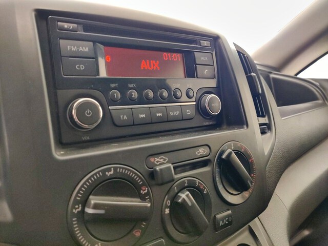 Inside NV200 Furgón Diesel  BLANCO