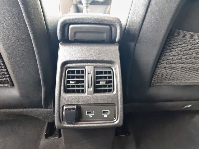 Inside Captur  Blanco Nacarado con 