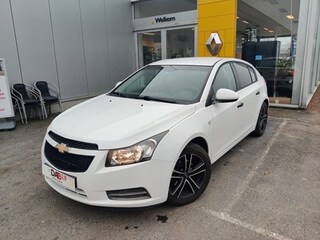Chevrolet - Cruze
