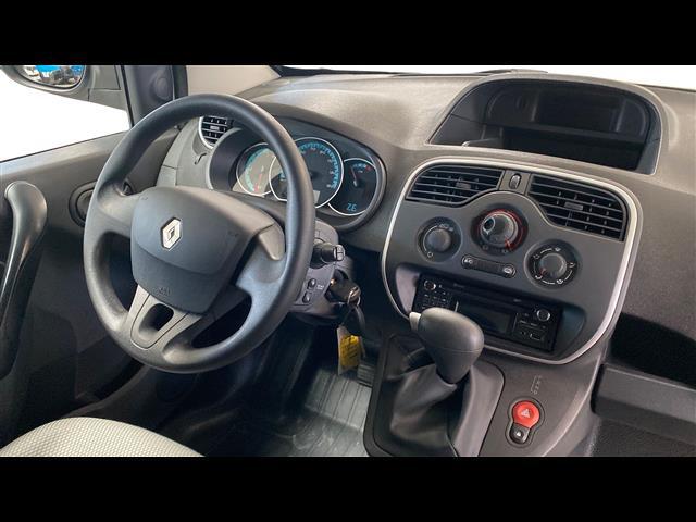 RENAULT Kangoo Z.E. 2017  13 00335588_VO38013550