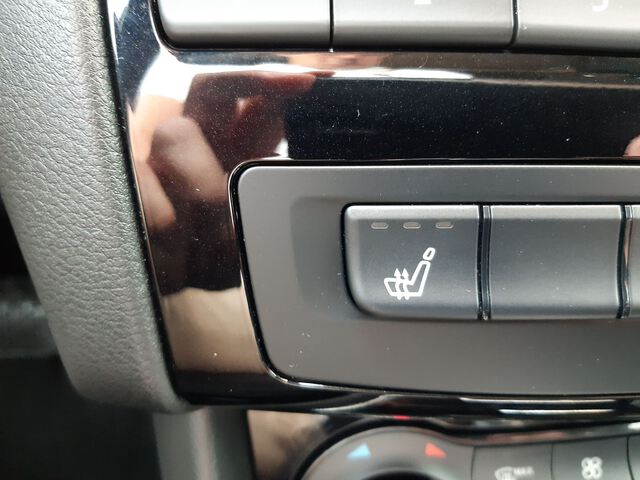 Inside QX30 Diesel  Black Obsidian
