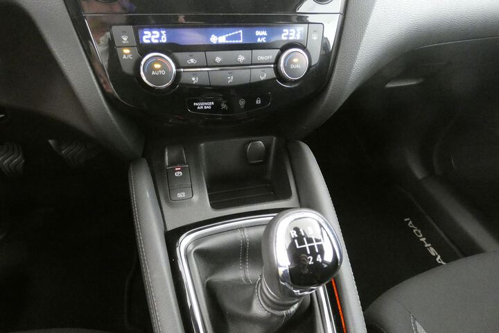 Inside Qashqai  Gris
