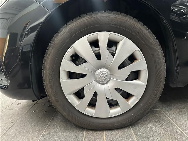 TOYOTA Yaris 00015264_VO38023184