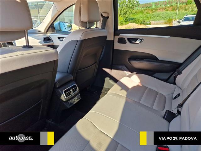 RENAULT Talisman Sporter 01095007_VO38013498