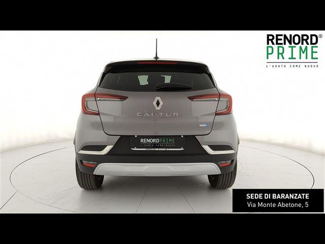 RENAULT Captur 00947239_VO38023732