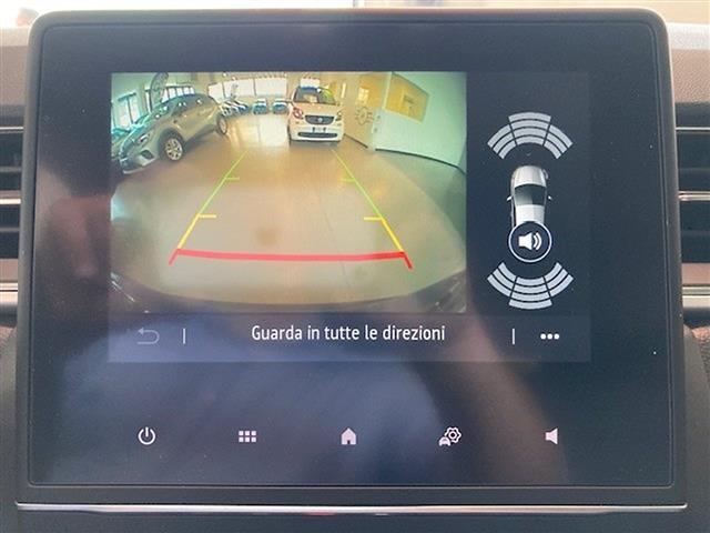 RENAULT Captur 00015883_VO38023184