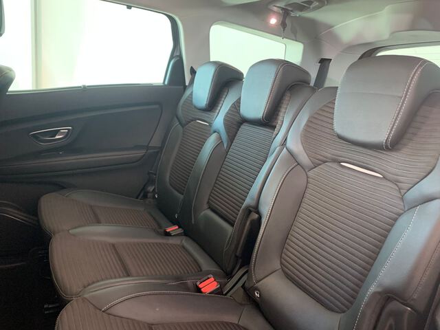 Inside Grand Scénic Diesel  Gris Casiopea