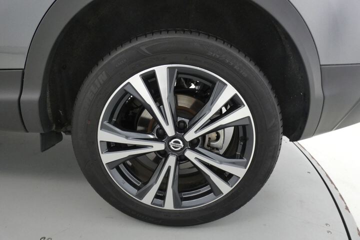 Outside Qashqai  Gris