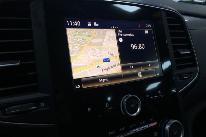 Inside Talisman Sport Tourer Diesel  Gris