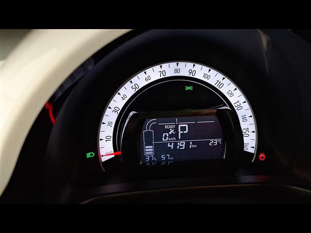 RENAULT Twingo 00973353_VO38023732