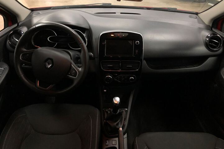 Inside Clio  Rojo Deseo