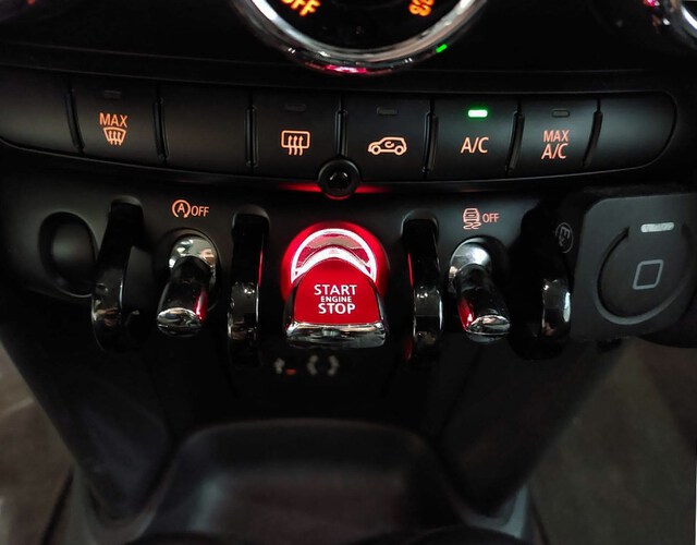 Inside  R56 Diesel  Marfil