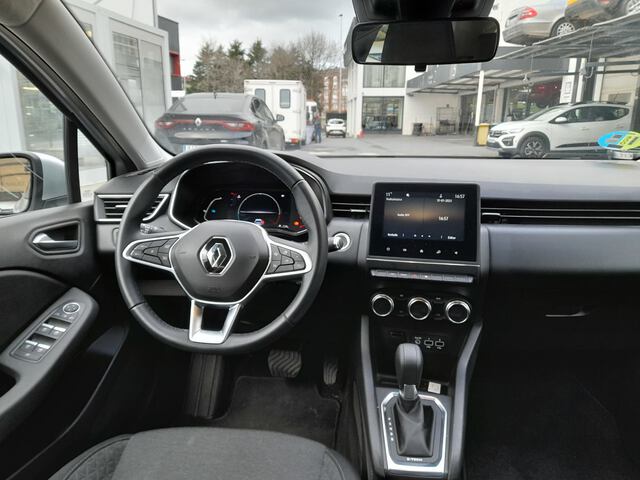 Inside Clio Híbrido  Gris