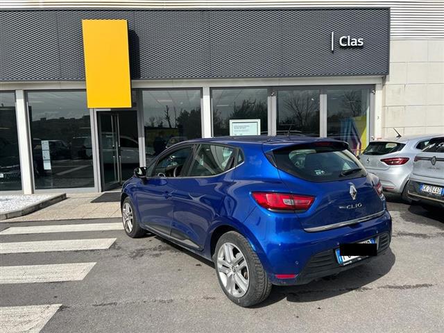 RENAULT Clio 05879927_VO38013080