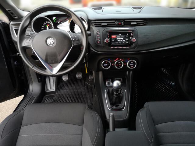 Außenausstattung Giulietta schwarz              schwarz