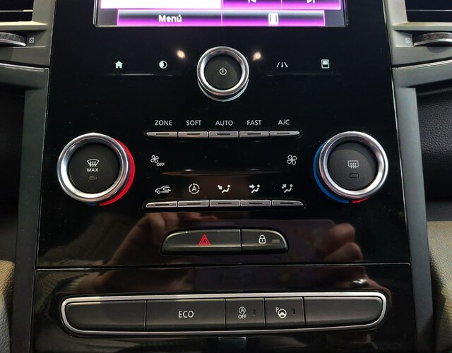 Inside Koleos Diesel  Negro