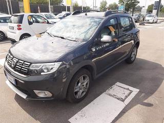 DACIA Sandero Stepway 00019805_VO38013018