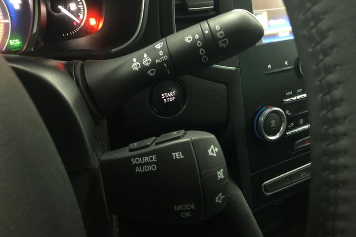 Inside Mégane Sport Tourer  Blanco Glaciar