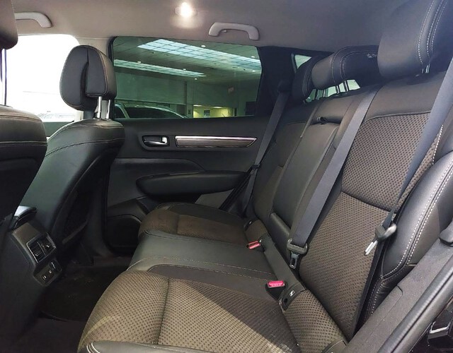 Inside Koleos Diesel  Negro