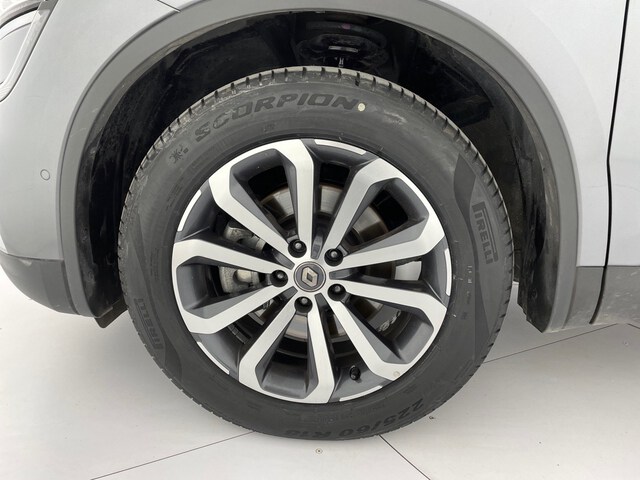 Outside Koleos Diesel  Gris Highland