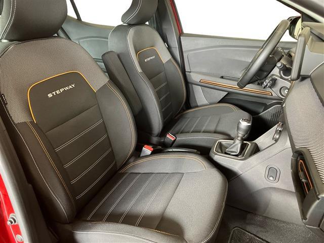 DACIA Sandero 00985327_VO38023207