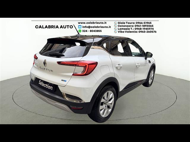 RENAULT Captur 00007088_VO38033579