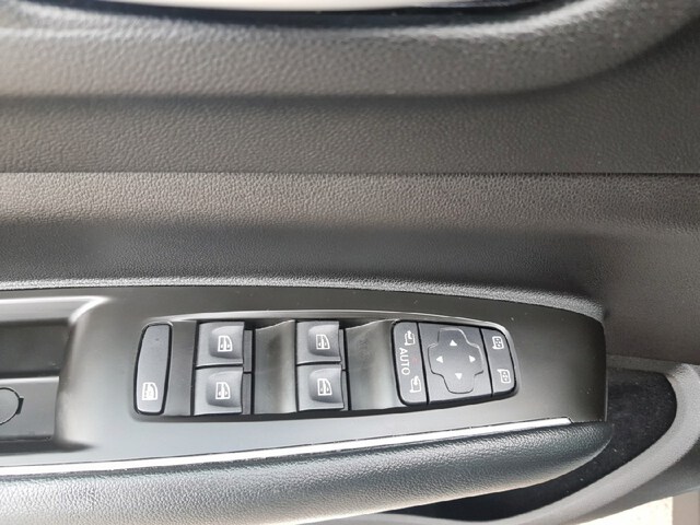 Inside Koleos Diesel  Gris Tornado