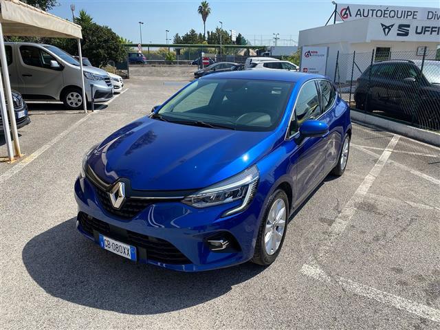 RENAULT Clio 02641547_VO38043366