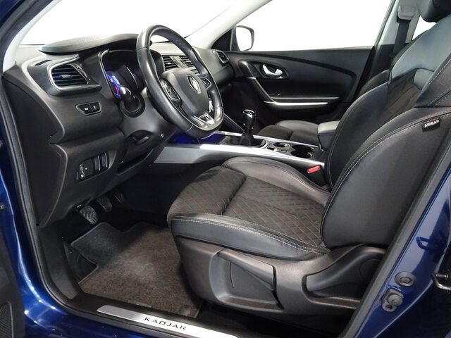 Inside Kadjar  Azul Cosmos