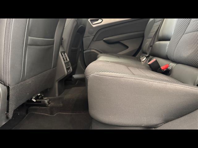 RENAULT Arkana 04998247_VO38013058