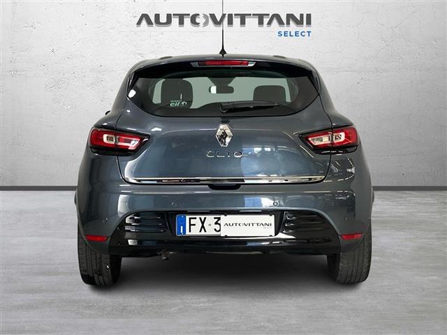 RENAULT Clio 00911792_VO38023207