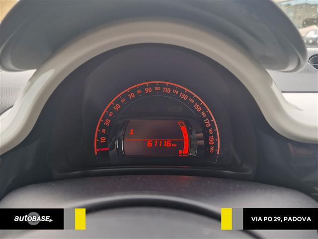RENAULT Twingo 01096216_VO38013498