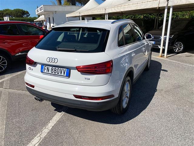 AUDI Q3 02641396_VO38043366
