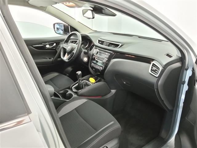 NISSAN Qashqai 06076960_VO38053400