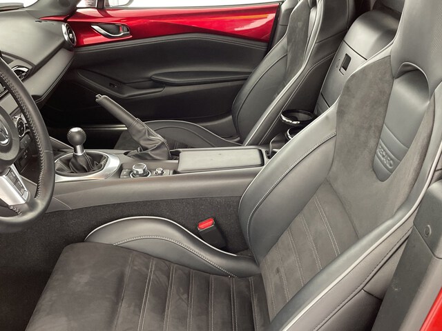 Inside MX-5  Soul Red