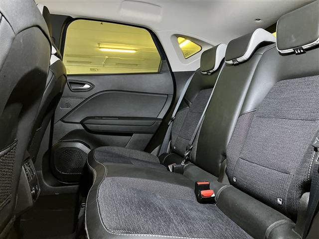 RENAULT Captur 00985234_VO38023207