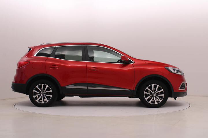 Outside Kadjar  Rojo Deseo