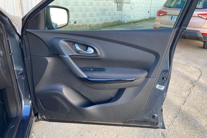 Inside Kadjar  Gris Titanium