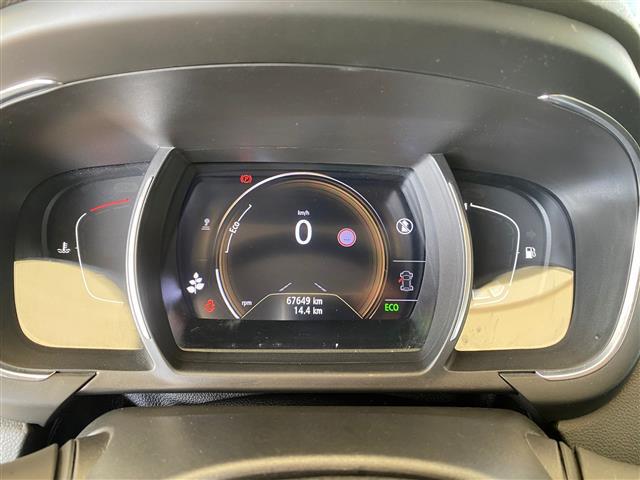RENAULT Grand Scenic 02640936_VO38043366