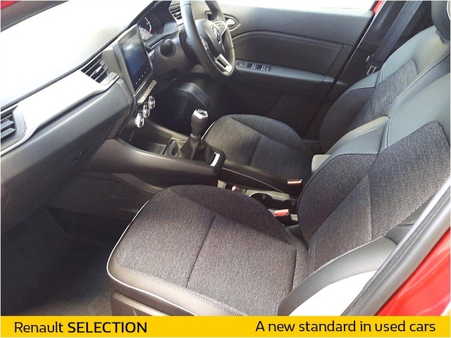 Exterior Captur  Red