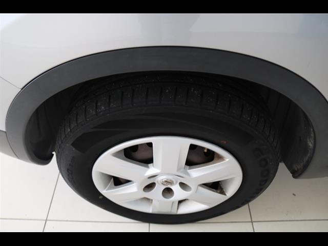 NISSAN Qashqai 00552236_VO38013066