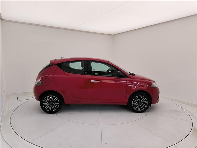 LANCIA Ypsilon 00973131_VO38023732