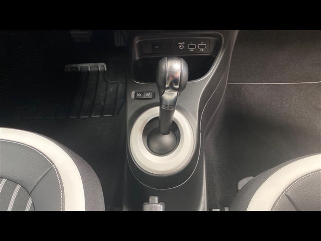 RENAULT Twingo Electric 00334537_VO38013550