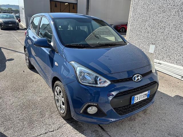 HYUNDAI i10 00513640_VO38013563