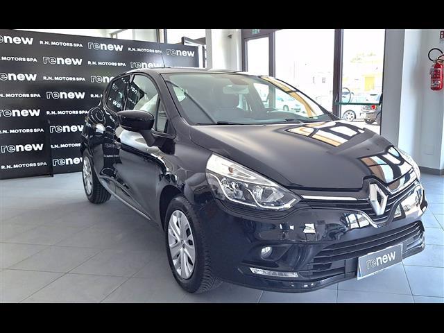 RENAULT Clio 00754518_VO38013074