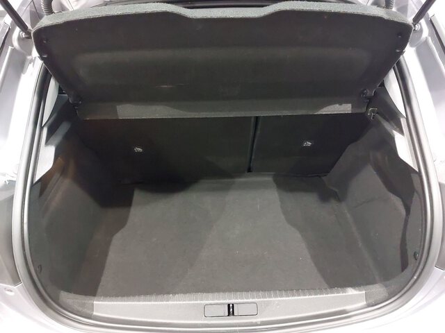 Inside Corsa  Gris Magnético