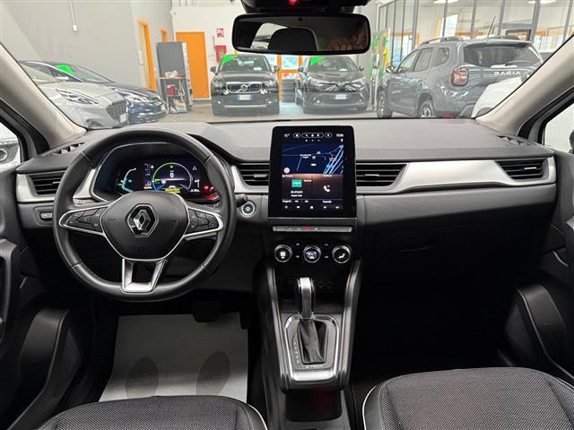 RENAULT Captur 00015918_VO38023184